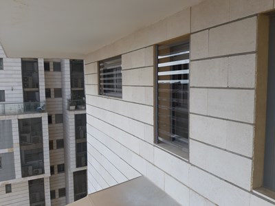 סורגים שקופים